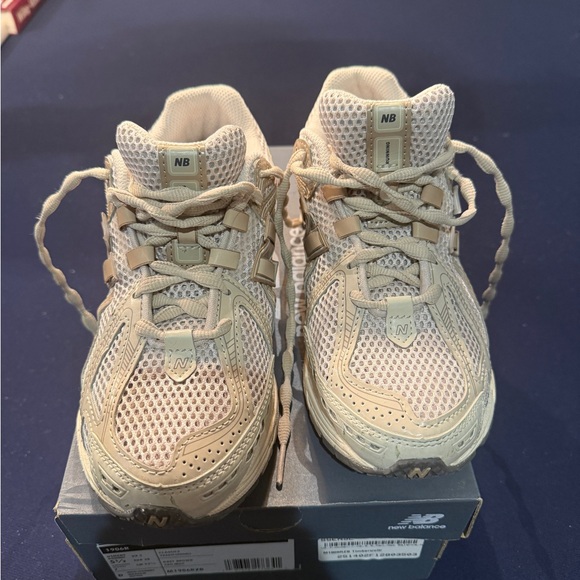 New Balance Light Tan Mesh Sneakers - Picture 2 of 8